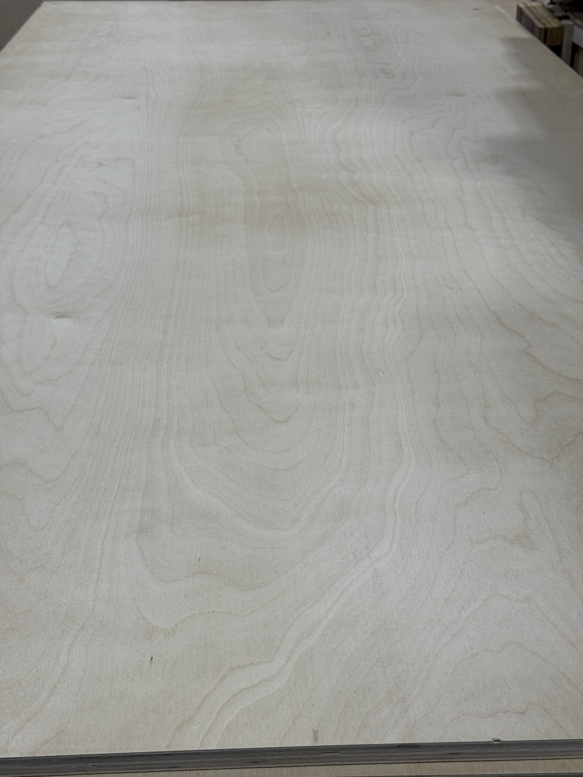 5/8" UV0 - 4'x9' Cabinet grade birch plywood - unfinished